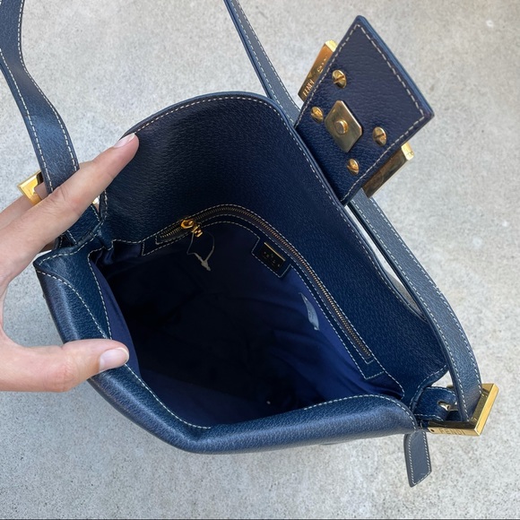 Vintage FENDI Marble-embellished Navy shoulder bag - Picture 7 of 14